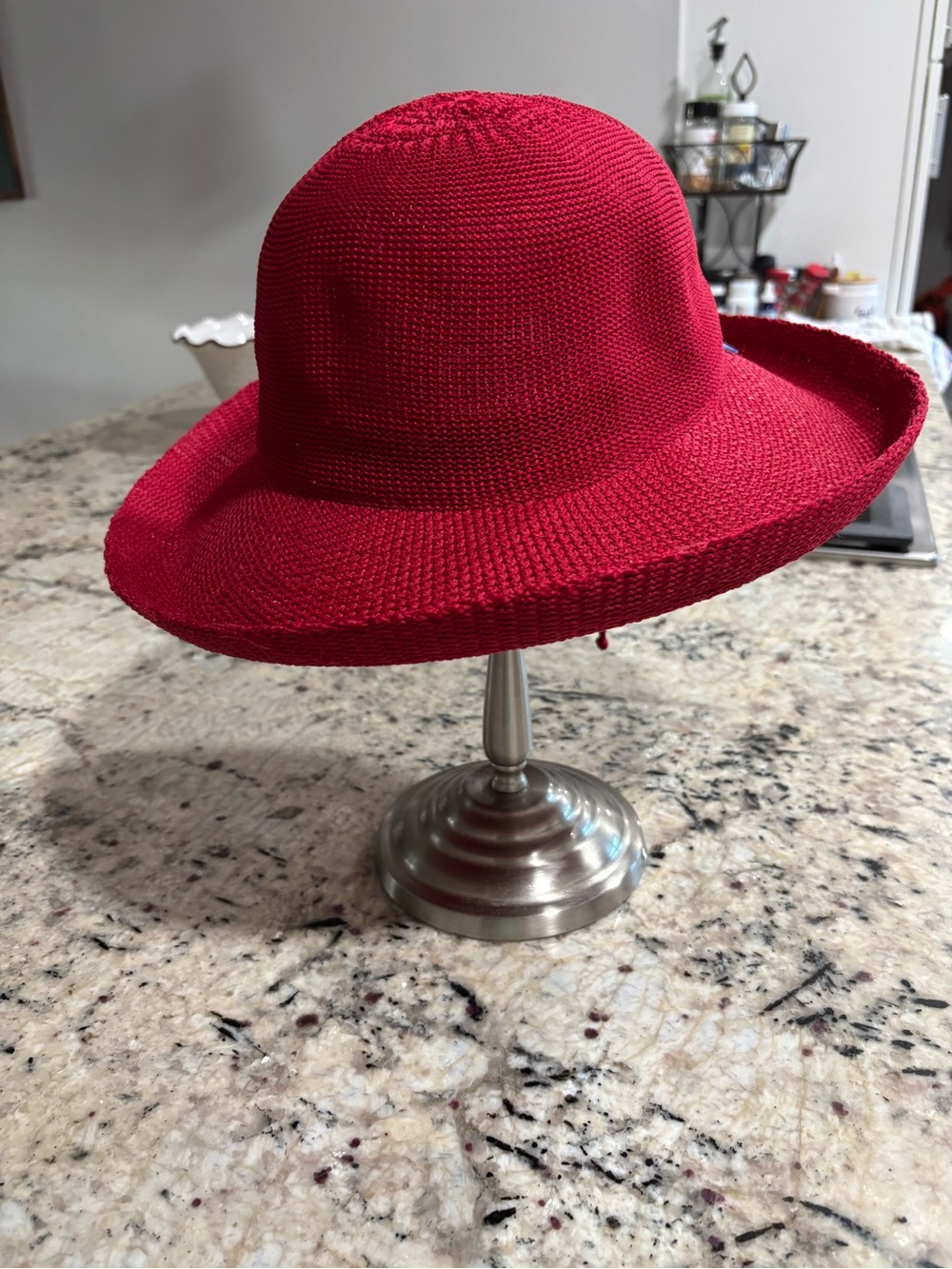 Wallaroo Cranberry Packable Sunhat - Picture 2 of 7